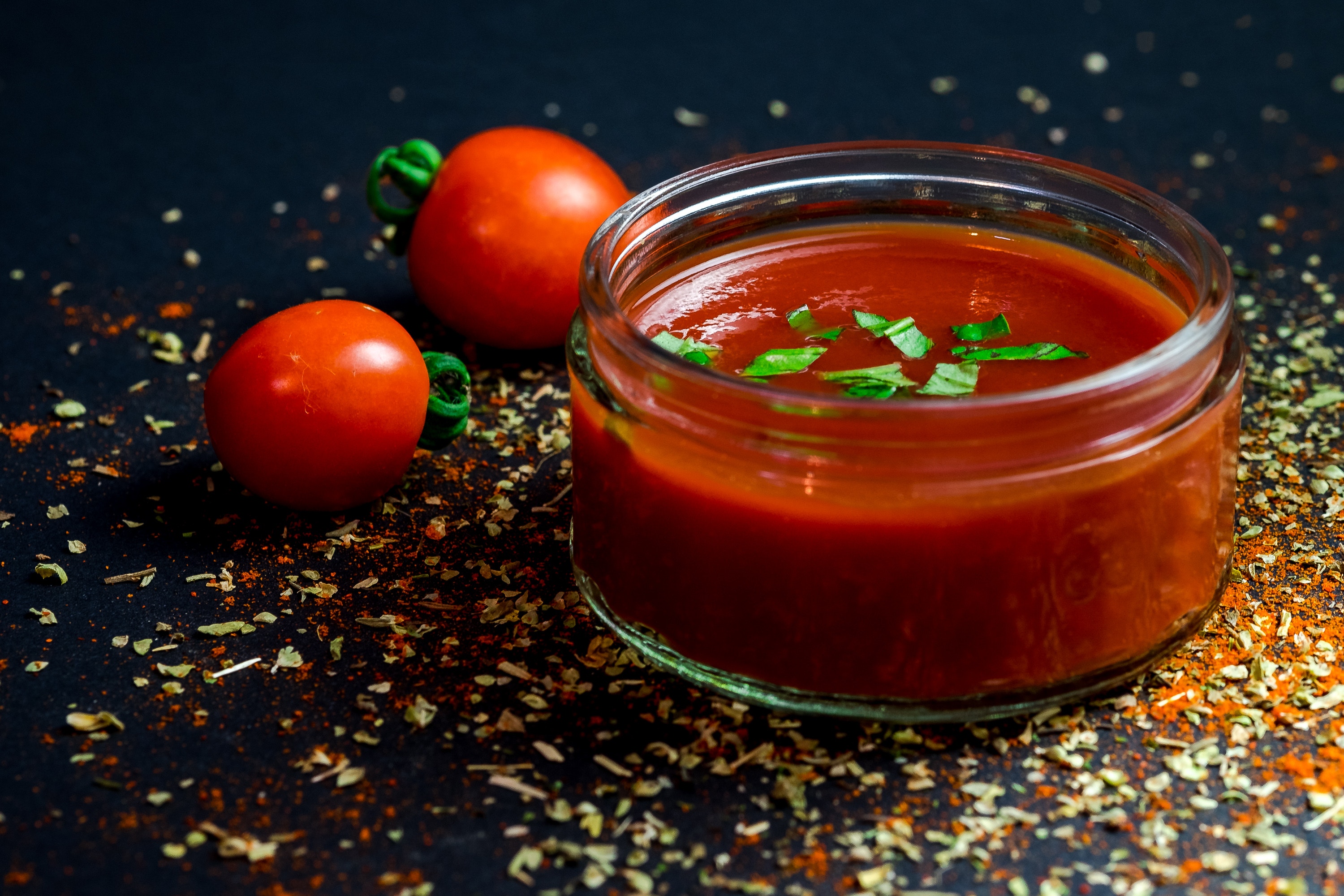 Ketchup oui, mais ketchup maison !